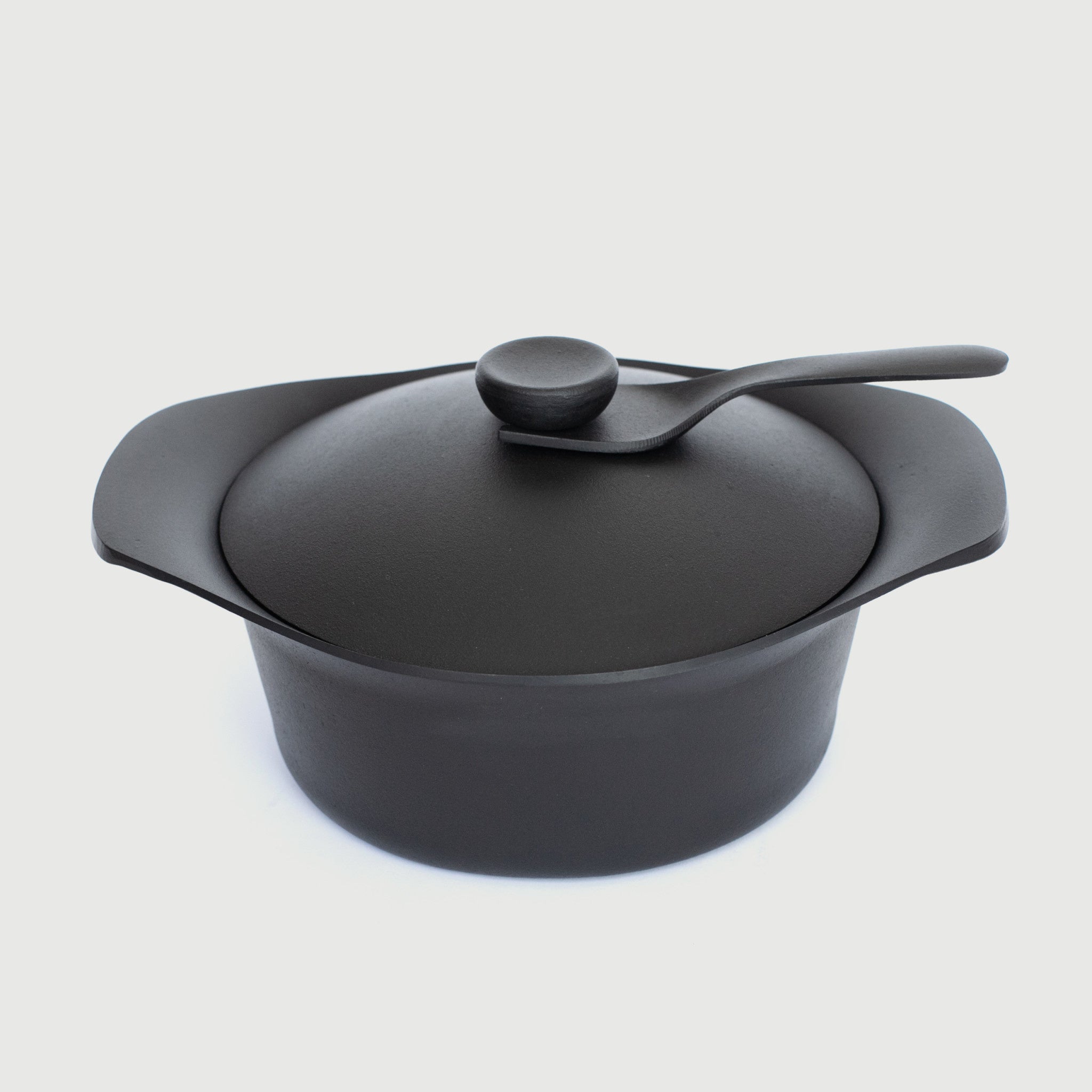 Cazo Sori Yanagi 22 Cm - Acero Inoxidable, 2.5 Litros, Mango Ergonómico, Diseño Japonés