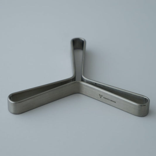 Y Trivet