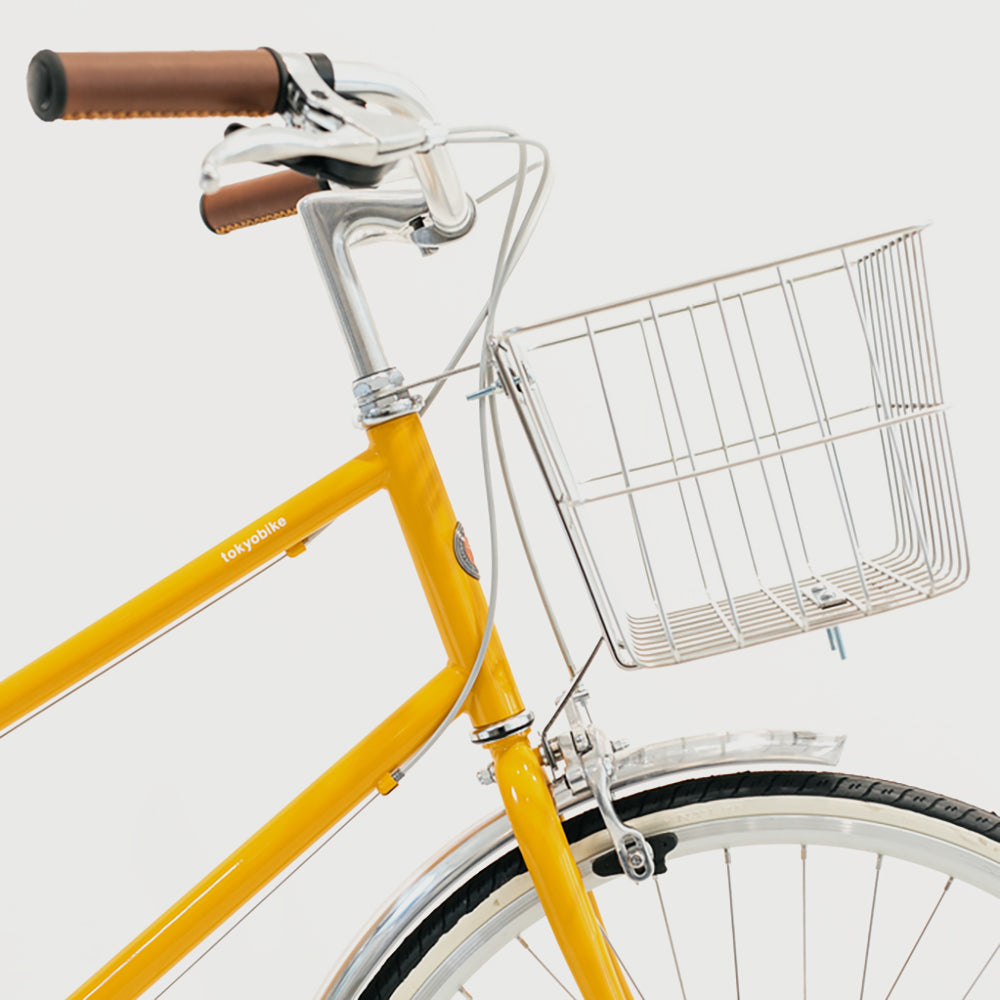 Front best sale handlebar basket